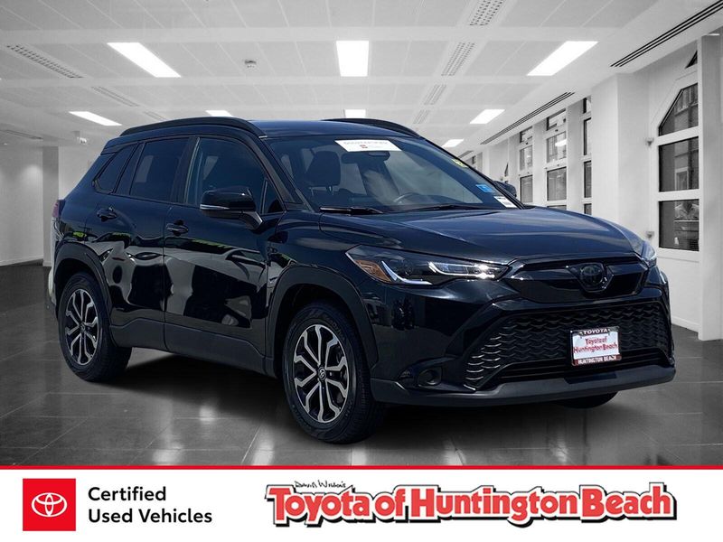 2023 Toyota Corolla Cross Hybrid SEImage 1