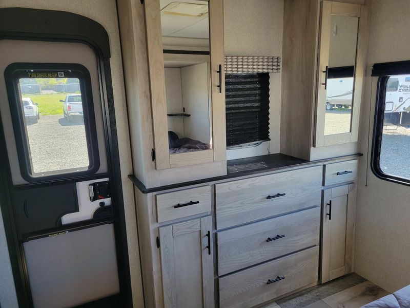 Used 2022 KZ CONNECT 272FK Image 26