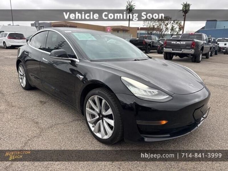 2020 Tesla Model 3 Standard Range PlusImage 3