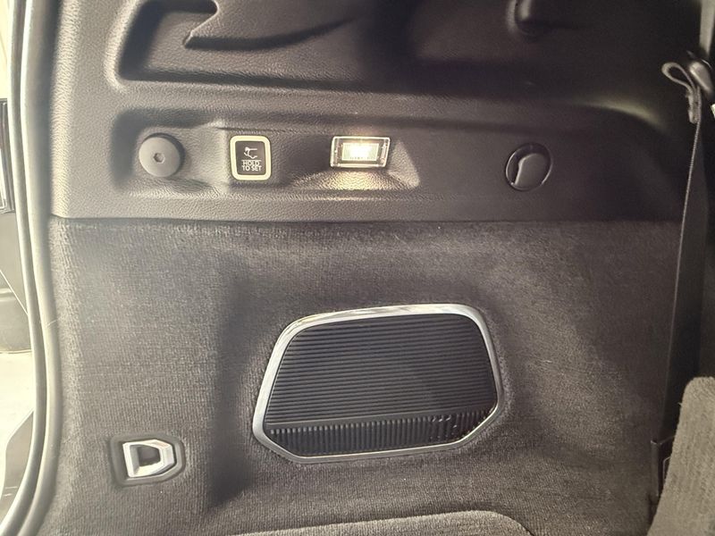 Used 2021 Jeep Grand Cherokee L OverlandImage 7