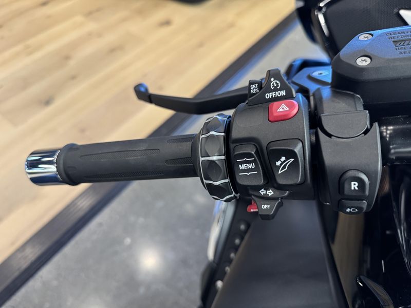 2025 BMW K 1600 B - GRAND AMERICA - MINERAL GREY METALLIC MATTE 