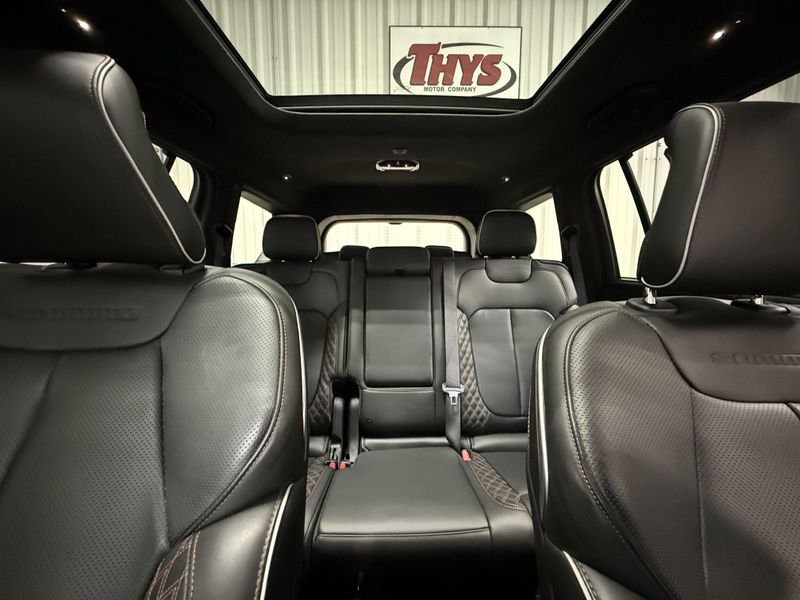 Used 2025 Jeep Grand Cherokee L Summit ReserveImage 25