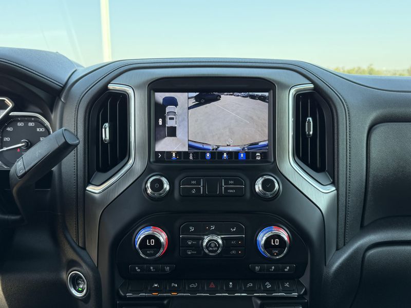 Used 2022 GMC Sierra 1500 Limited DenaliImage 27