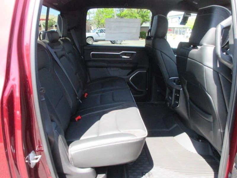 2025 RAM 1500 Laramie Crew Cab 4x4 5