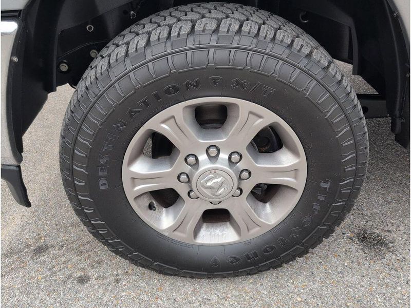 Used 2024 RAM 2500 Big HornImage 9