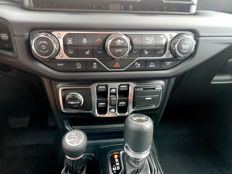 New 2027 Jeep Wrangler 4-door Sahara