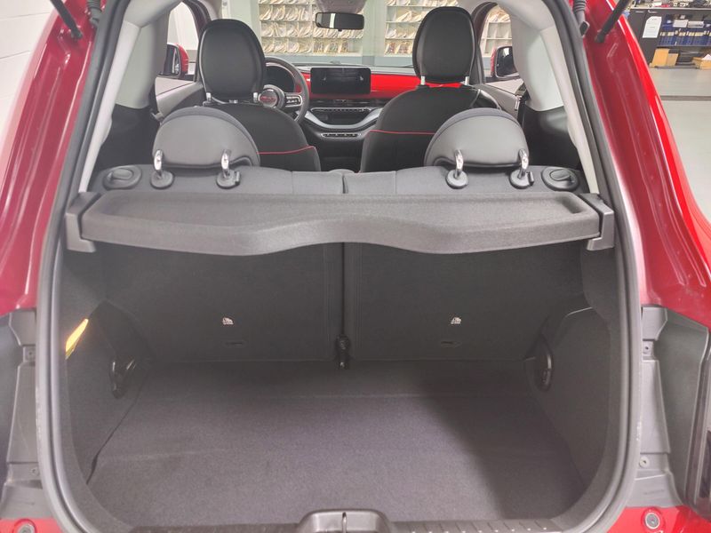 2024 Fiat 500e INSPI(RED)Image 11