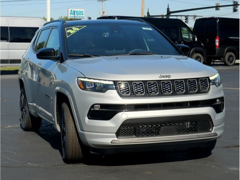 2024 Jeep Compass Limited 4x4Image 8