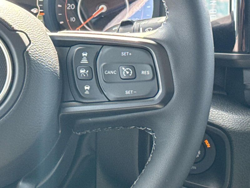 New 2026 Jeep Wrangler 4-door 85th Anniversary Edition