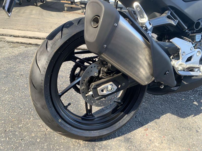 New 2025 CFMOTO 450SS Image 19