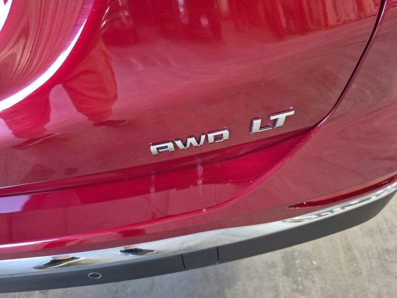 2021 Chevrolet Equinox LTImage 13