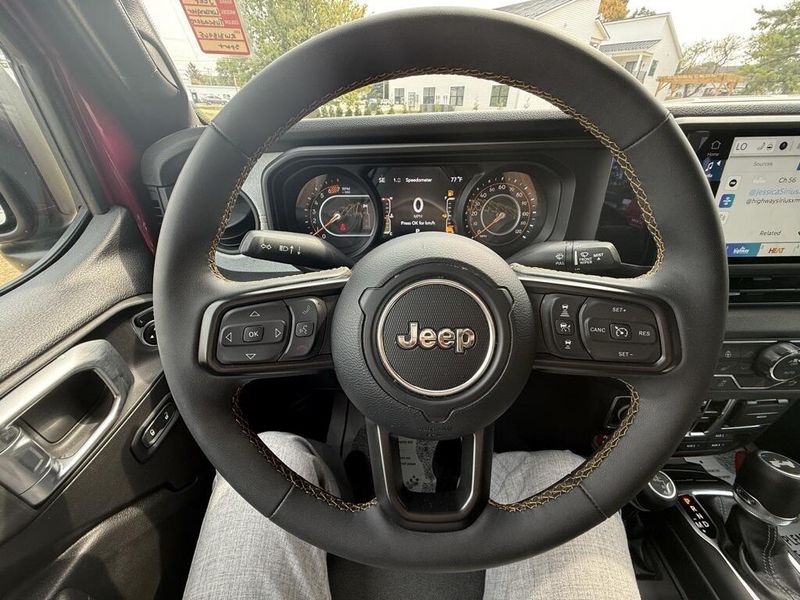 2024 Jeep Wrangler Willys photo 14