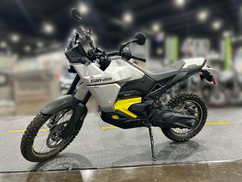 New 2025 Can-Am ORIGIN 