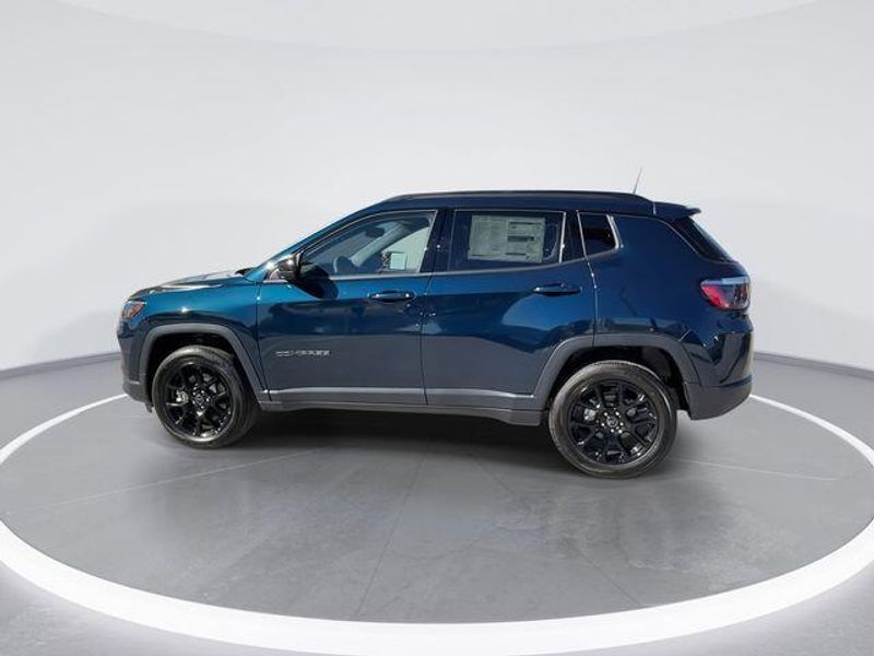 New 2026 Jeep Compass Latitude Altitude 4x4Image 5