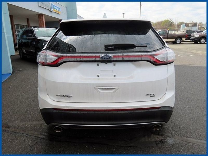 2018 Ford Edge SELImage 6