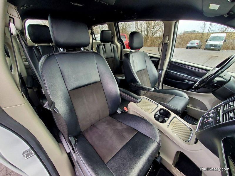 2020 Dodge Grand Caravan SXTImage 6
