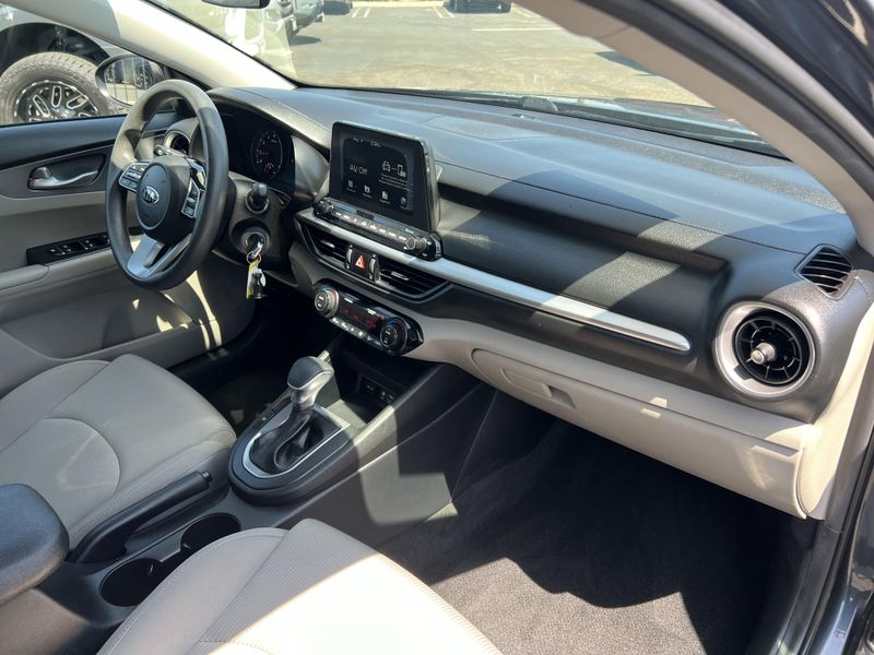 Used 2019 Kia Forte LXSImage 25