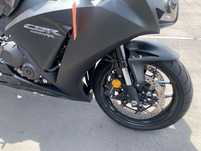 Used 2016 Honda CBR1000RR Image 15