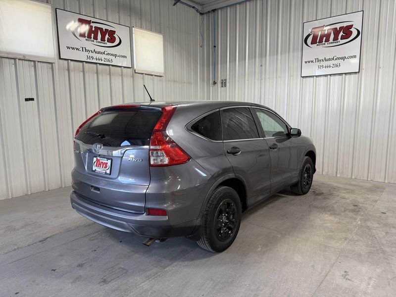 Used 2016 Honda CR-V LXImage 4