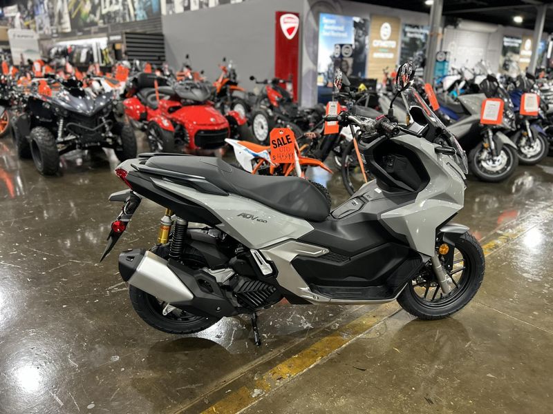 New 2026 Honda ADV160 Image 14