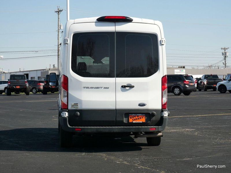 2022 Ford Transit Wagon XLImage 30