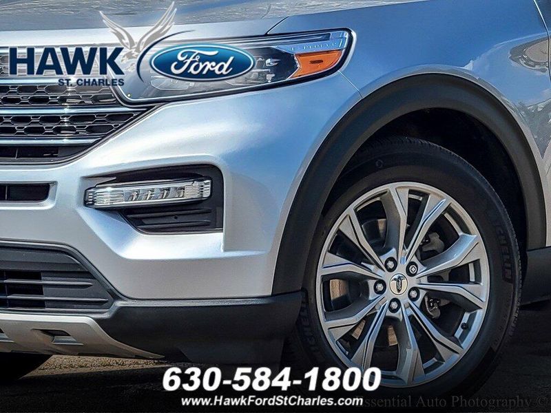 2022 Ford Explorer XLT photo 3
