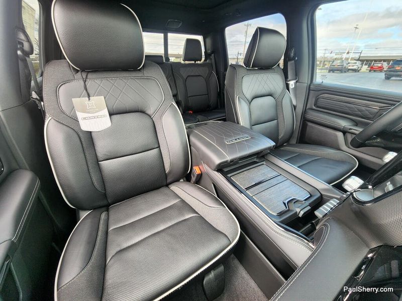 New 2026 RAM 1500 Limited Crew Cab 4x4 5'7' Box