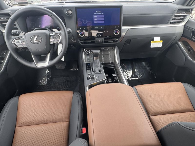 New 2026 Lexus GX 550 OvertrailImage 28