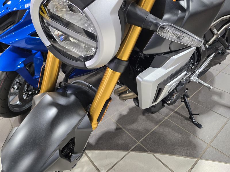 NEW 2026 SUZUKI GSX8T Image 10