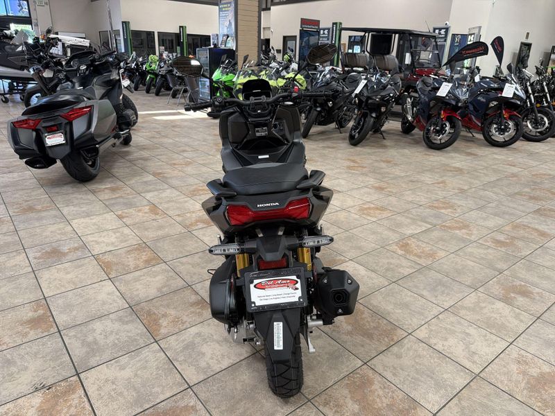 New 2027 Honda ADV160 Image 16