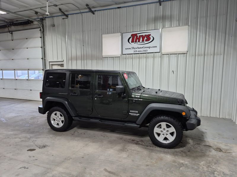 2011 Jeep Wrangler Unlimited SportImage 2