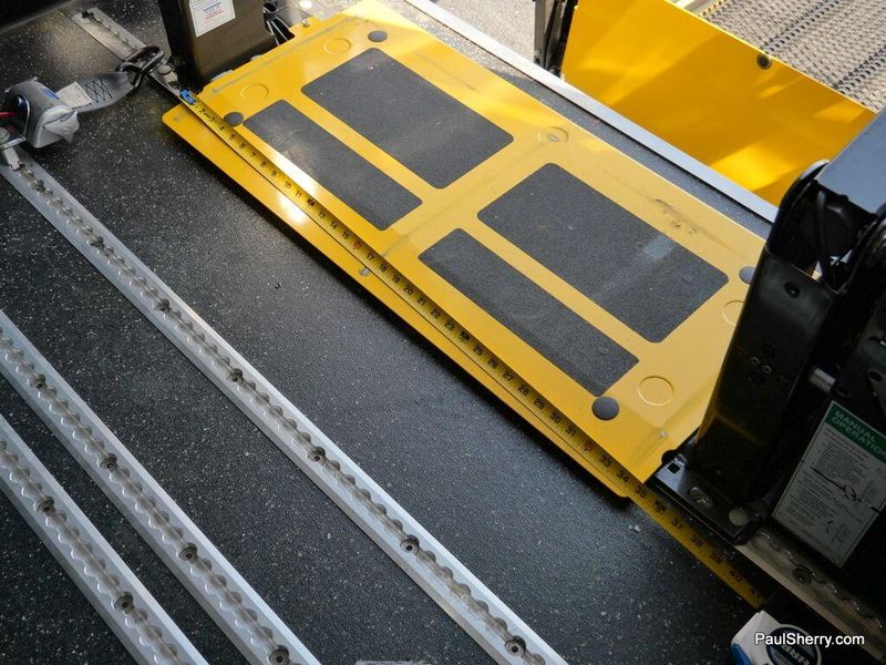 2023 RAM ProMaster 2500 Window Van High RoofImage 16