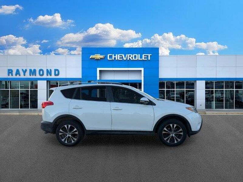 Used 2015 Toyota RAV4 LimitedImage 2