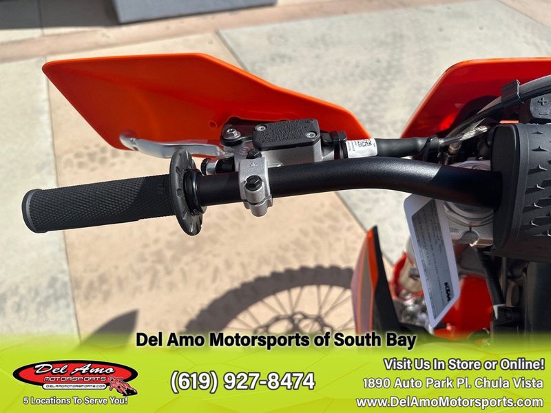 2024 KTM 350 XW-F  in a ORANGE exterior color. Del Amo Motorsports of South Bay (619) 547-1937 delamomotorsports.com 