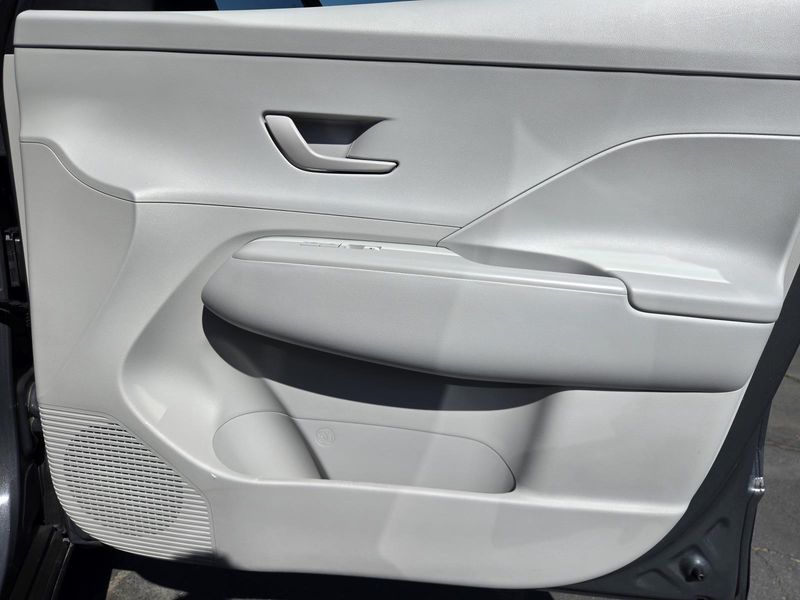 Used 2024 Hyundai Kona SEL FWD