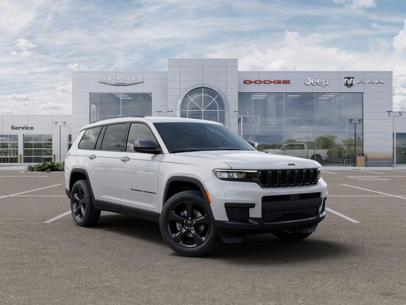 New 2025 Jeep Grand Cherokee L Altitude 4x2Image 19