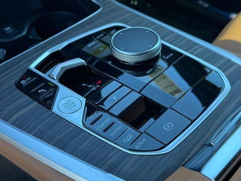 New 2026 BMW X5 xDrive40iImage 26