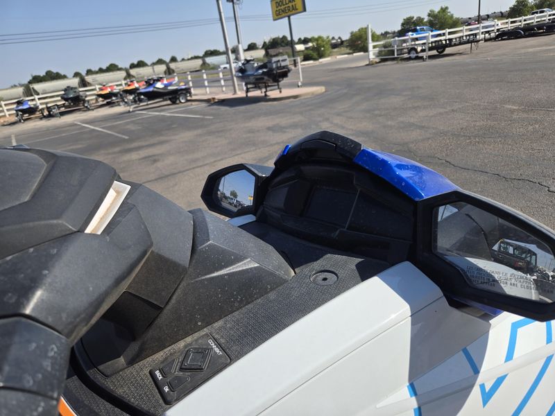Used 2022 Yamaha VX CRUISER WAUDIO AZURE BLUEWHITE Image 11