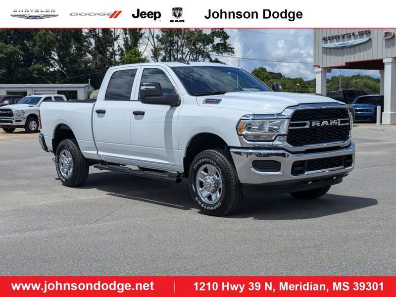 2024 RAM 2500 Tradesman Crew Cab 4x4 6