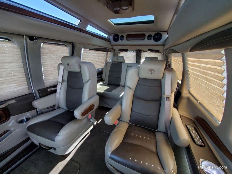 2020 GMC Savana Cargo Image 26