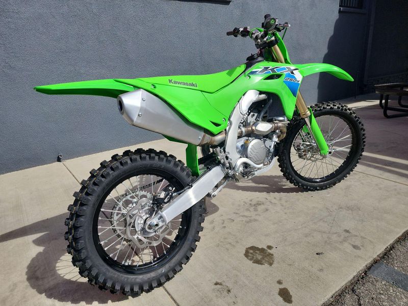 New 2027 Kawasaki KX250FX Image 12