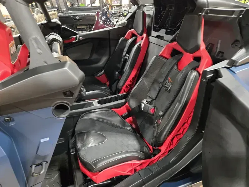 NEW 2026 CAN-AM MAVERICK R MAX X RS 999T DCT Image 5