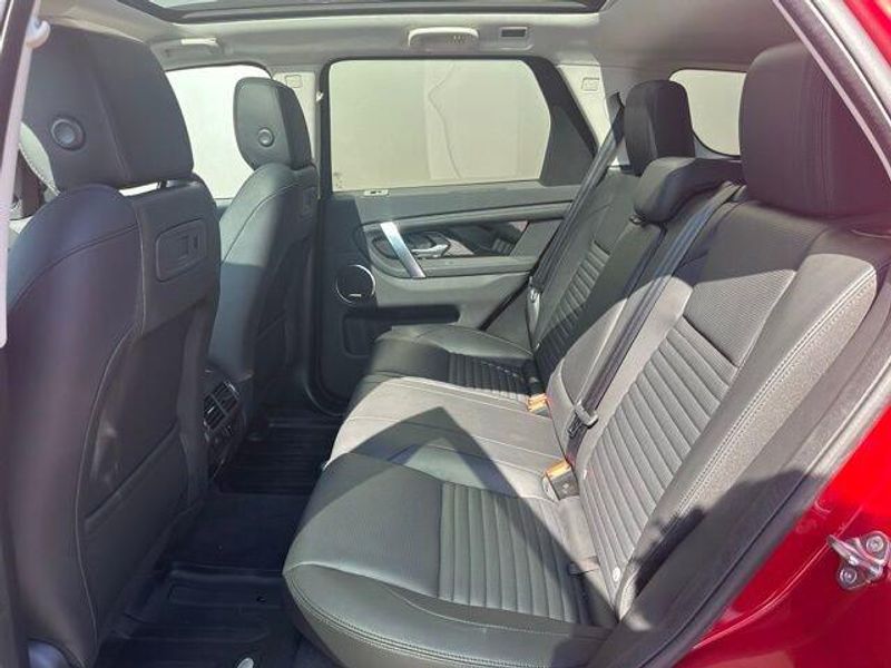 2025 Land Rover Discovery Sport S