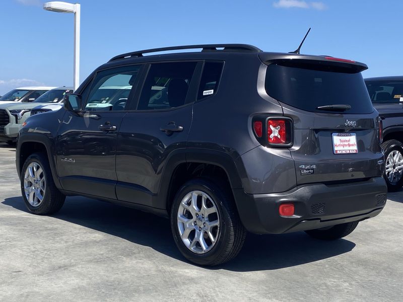 Used 2016 Jeep Renegade LatitudeImage 5