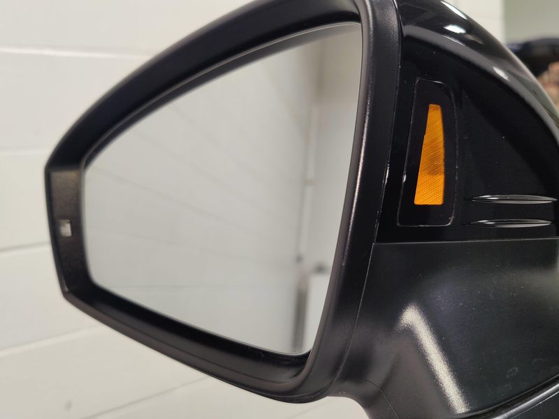 Used 2024 Volkswagen Tiguan SE R-Line Black AWD w/SunroofImage 24