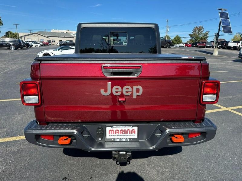 2021 Jeep Gladiator Mojave photo 16