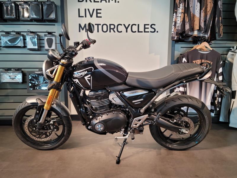 New 2025 Triumph SPEED 400 