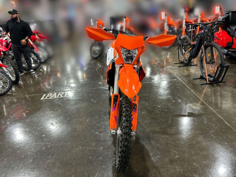 New 2024 KTM 500 XW-F Image 23
