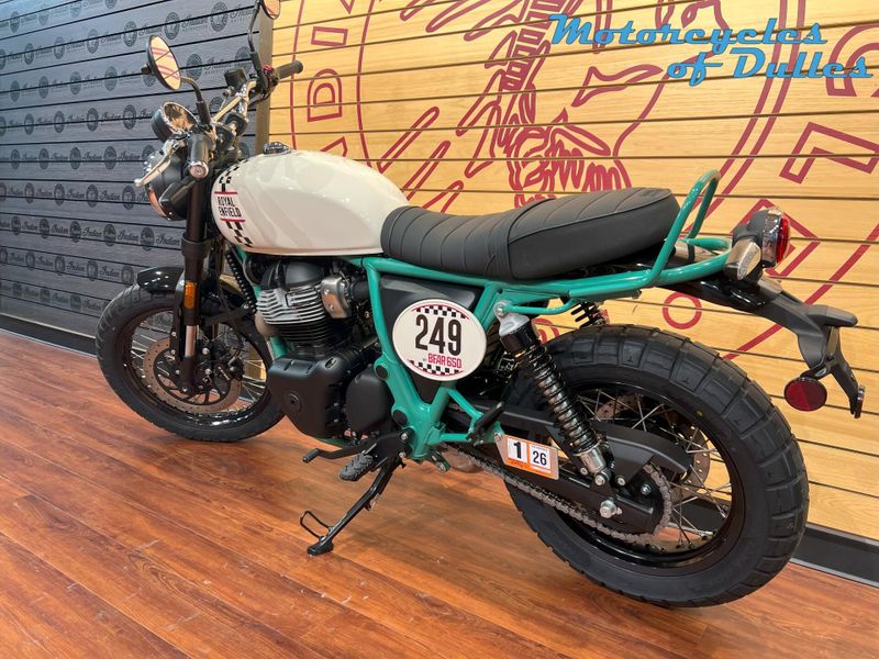 New 2025 Royal Enfield Bear 650 Image 6