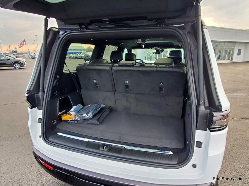 2026 Jeep Grand Wagoneer Summit Obsidian 4x4